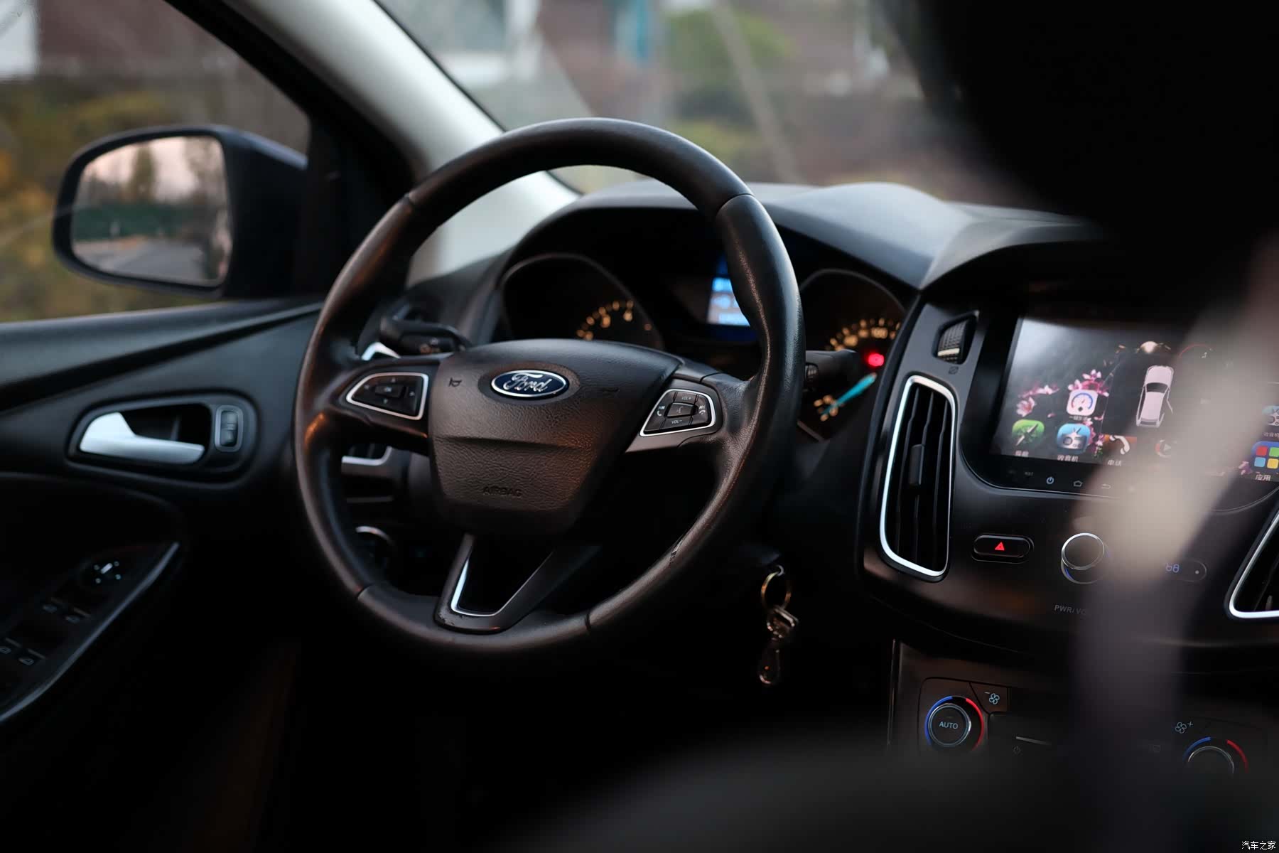 Ford Focus, 2016 18