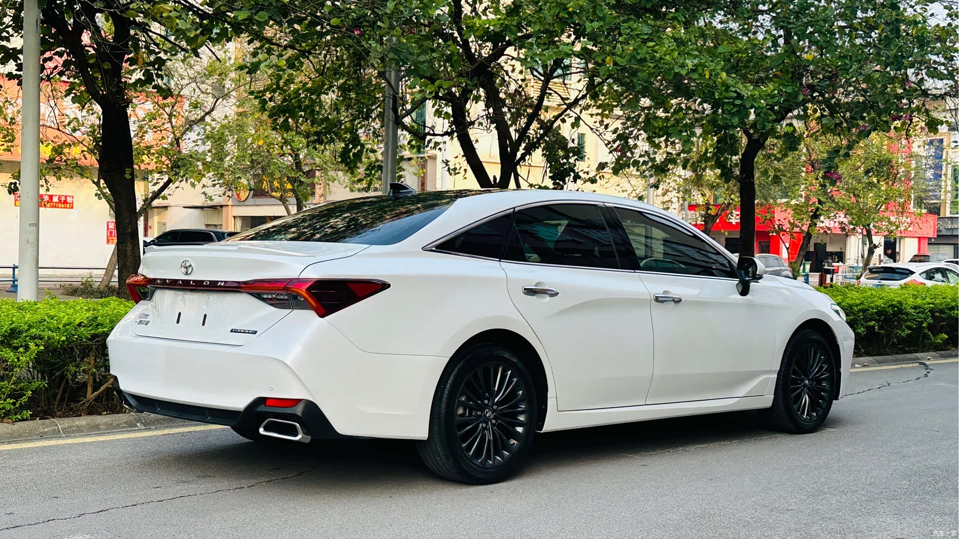 Toyota Avalon, 2023 4