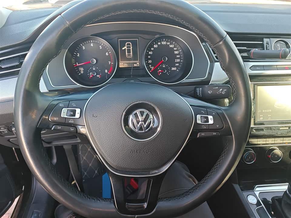 Volkswagen Magotan