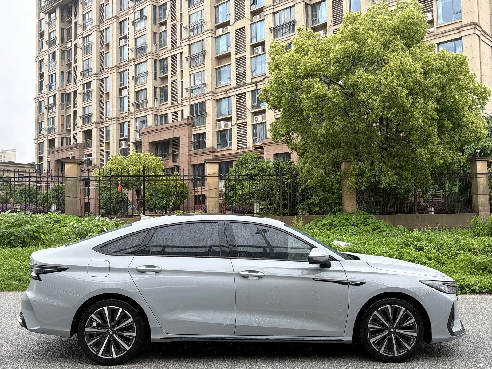 Chery Arrizo 8, 2023 8