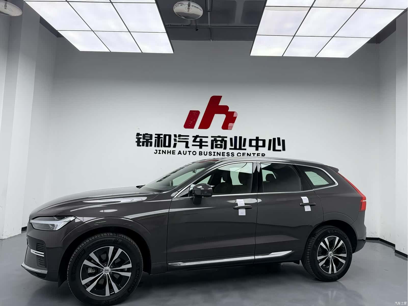 Volvo XC60, 2025 все фото