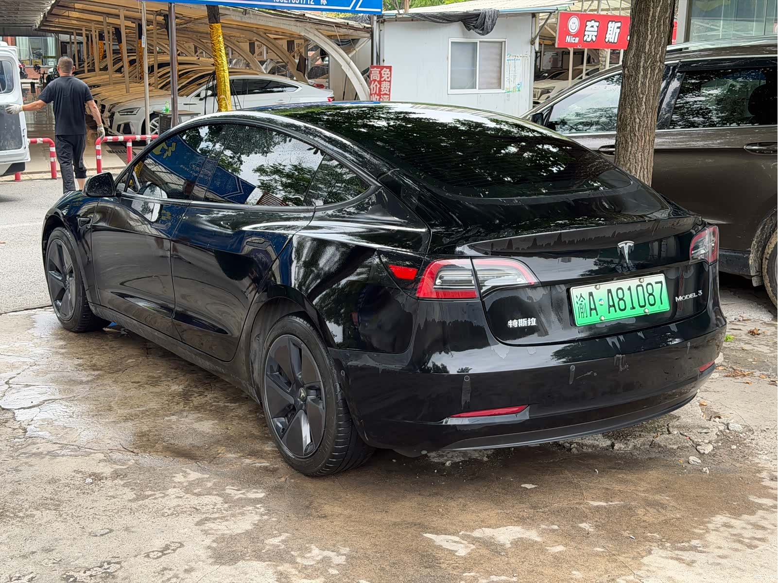 Tesla Model 3, 2023 4