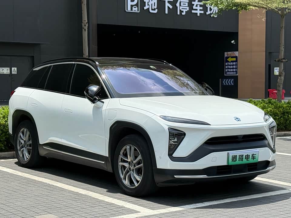 NIO ES6