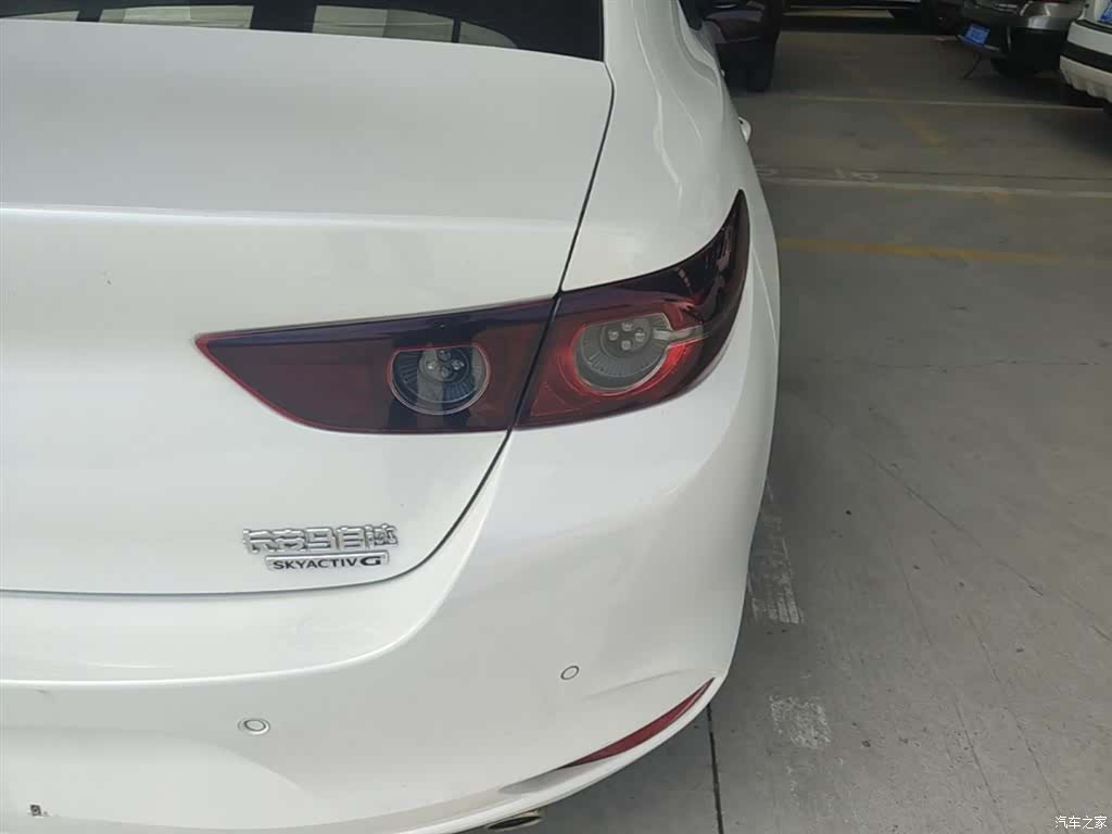 Mazda Mazda3, 2025 8