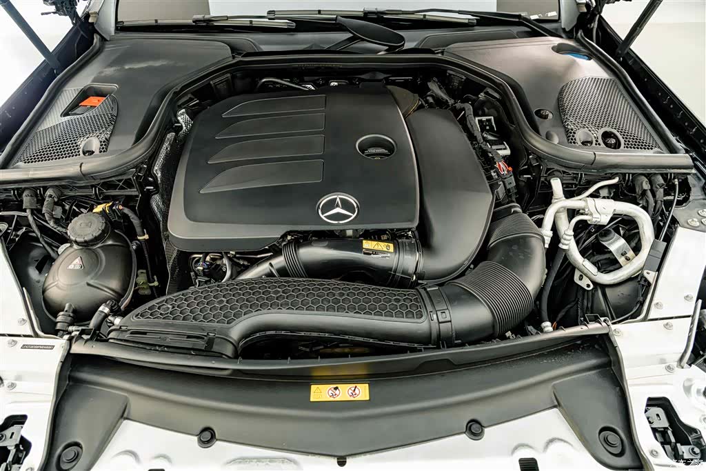 Mercedes-Benz E-Class, 2024 25