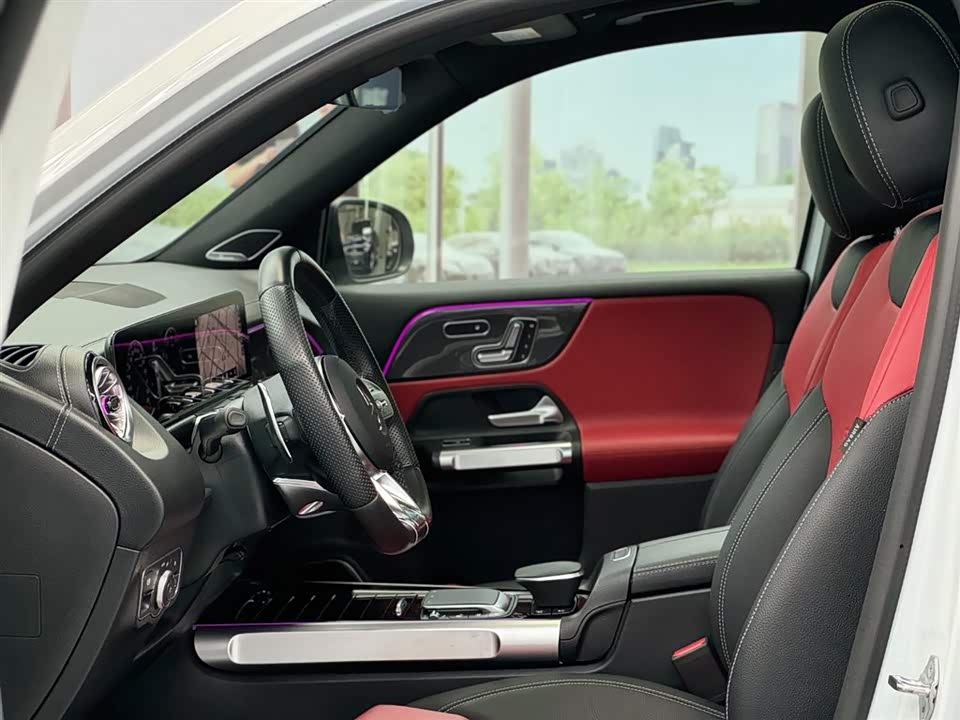 Mercedes-Benz GLB AMG