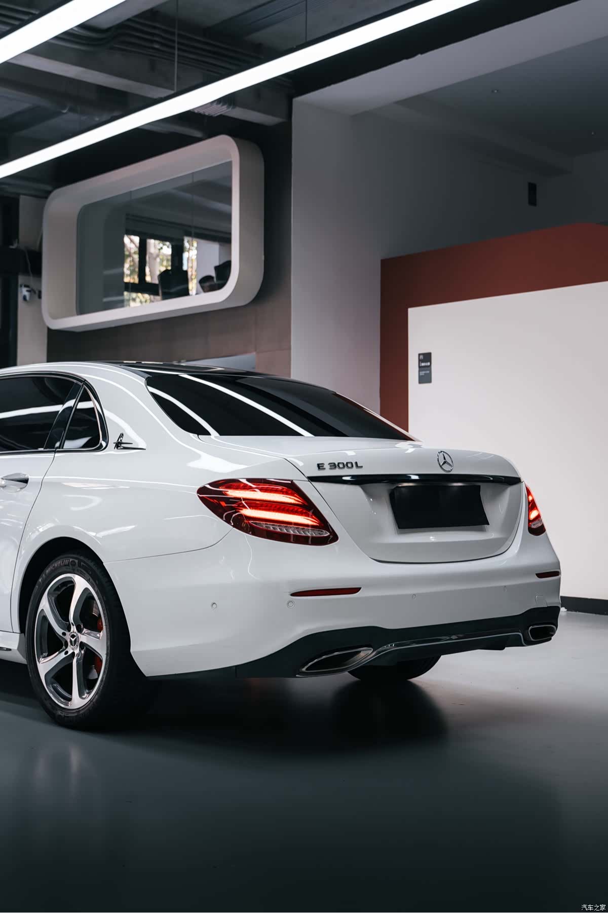 Mercedes-Benz E-Class, 2018 8
