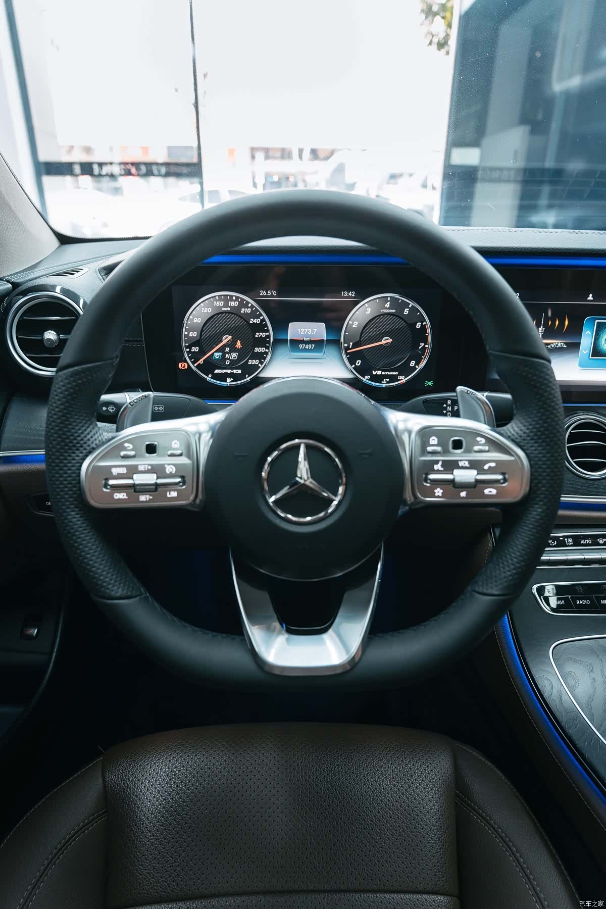Mercedes-Benz E-Class, 2018 13