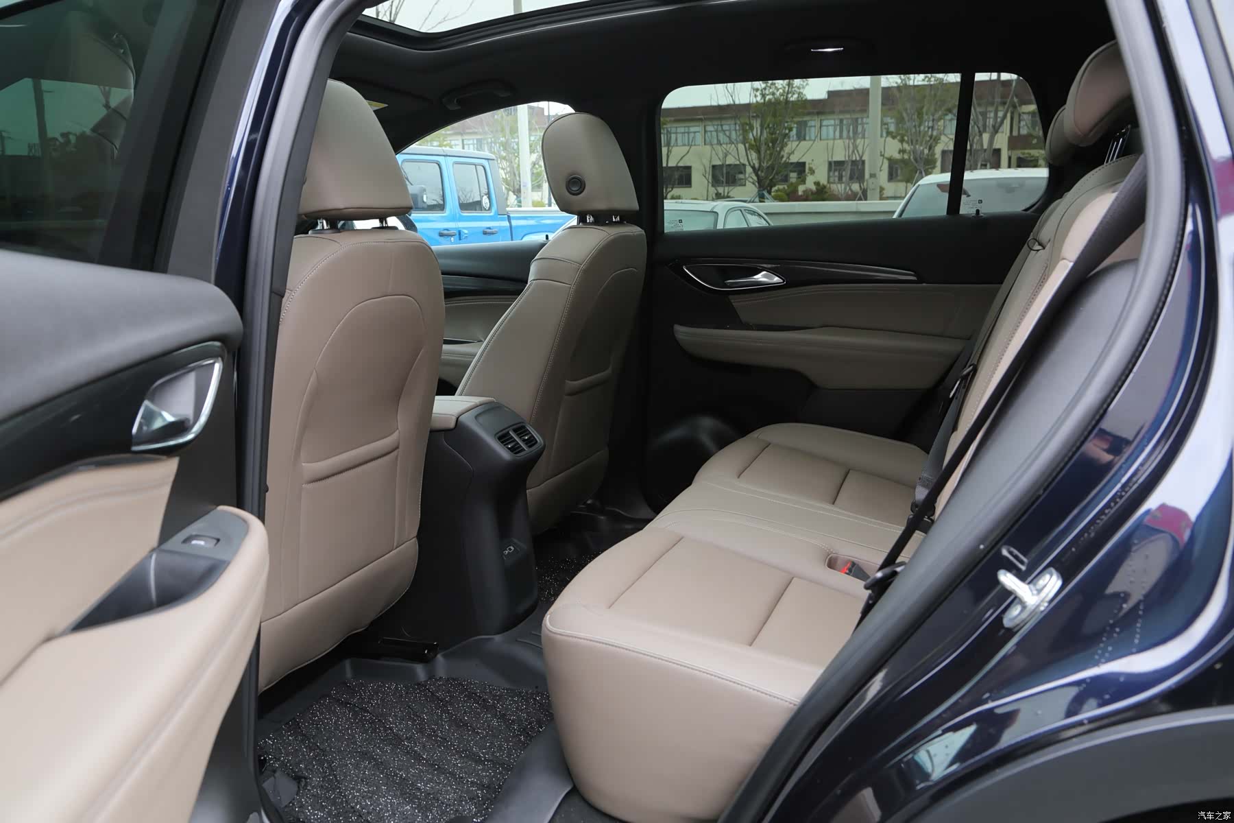 Buick Envision Plus, 2022 15