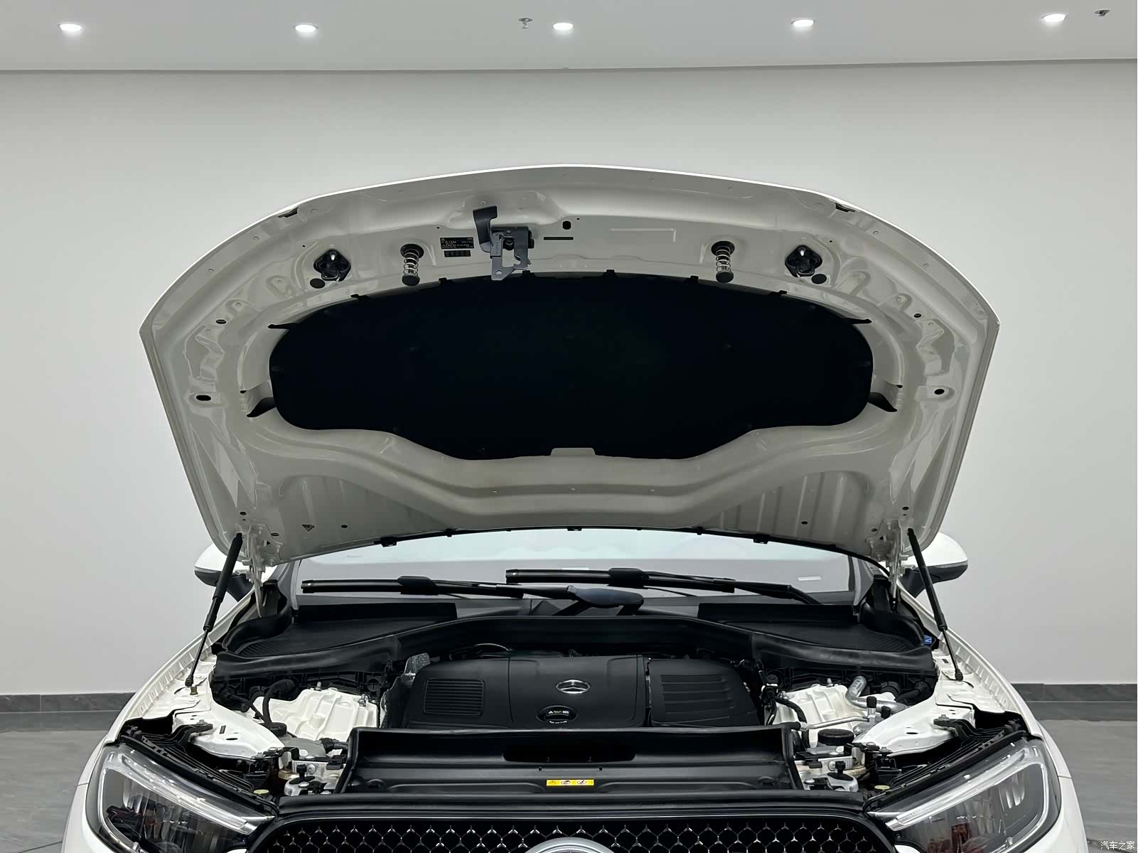 Mercedes-Benz GLC, 2024 28
