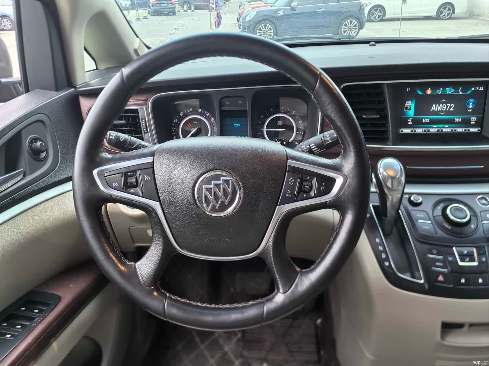 Buick GL8, 2020 11