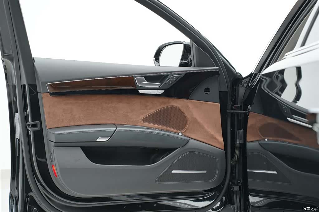 Audi A8L, 2016 10