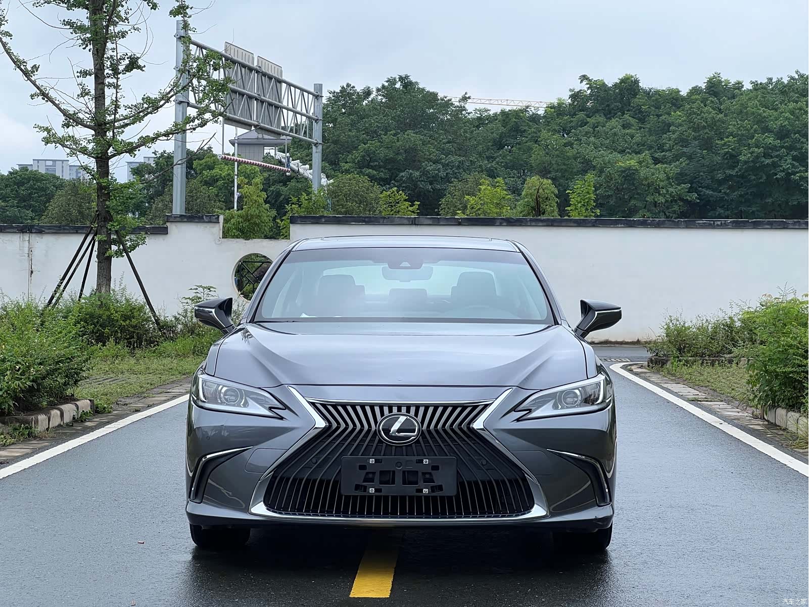Lexus ES, 2018 2