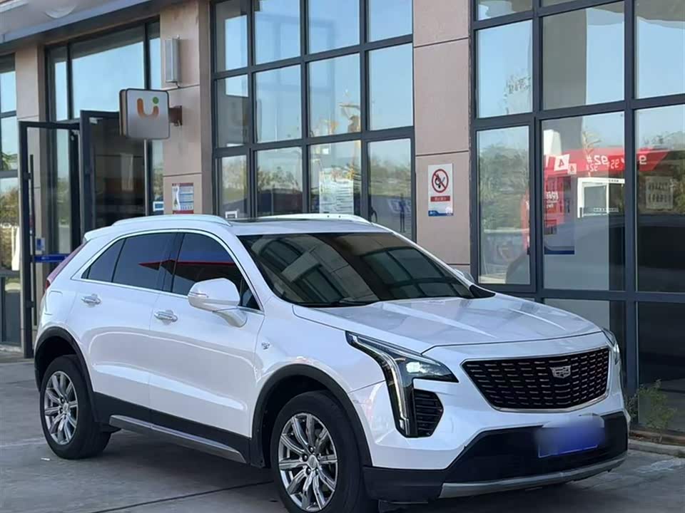 Cadillac XT4