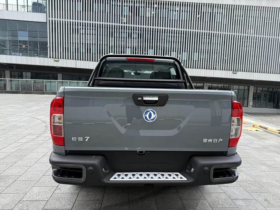 Dongfeng Ruiqi 7