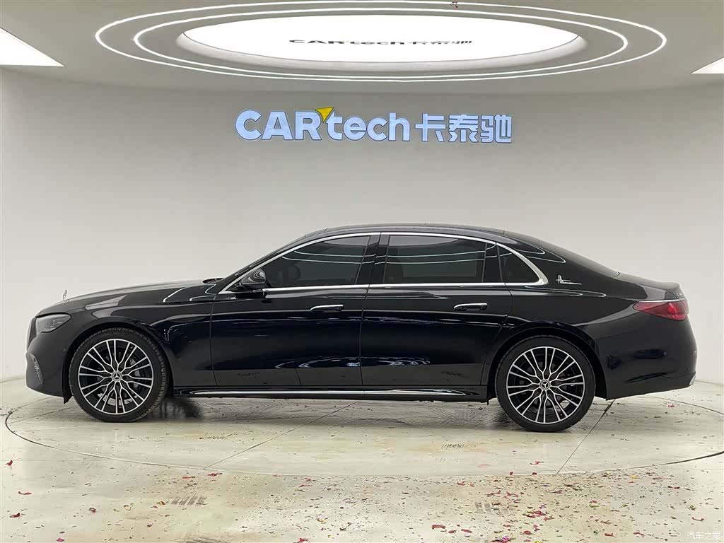 Mercedes-Benz E-Class, 2025 8