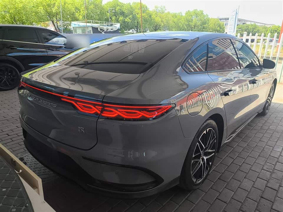 BYD Han