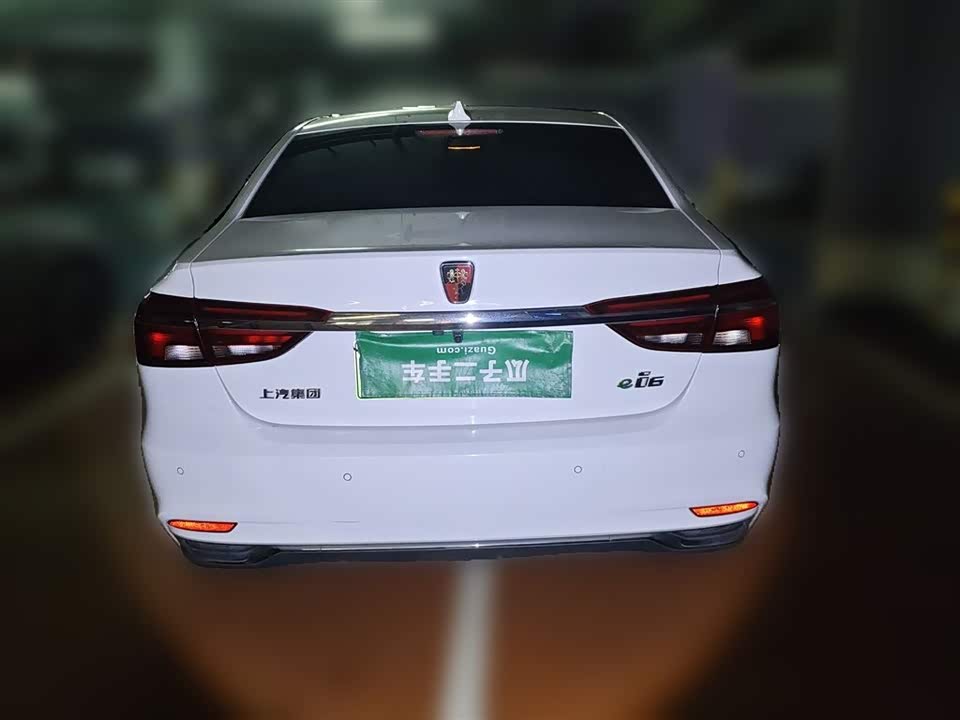 Roewe i6