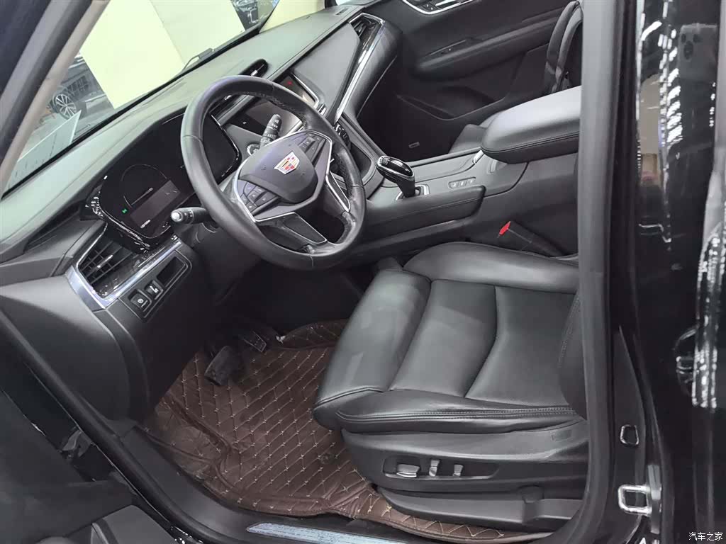 Cadillac XT5, 2017 11