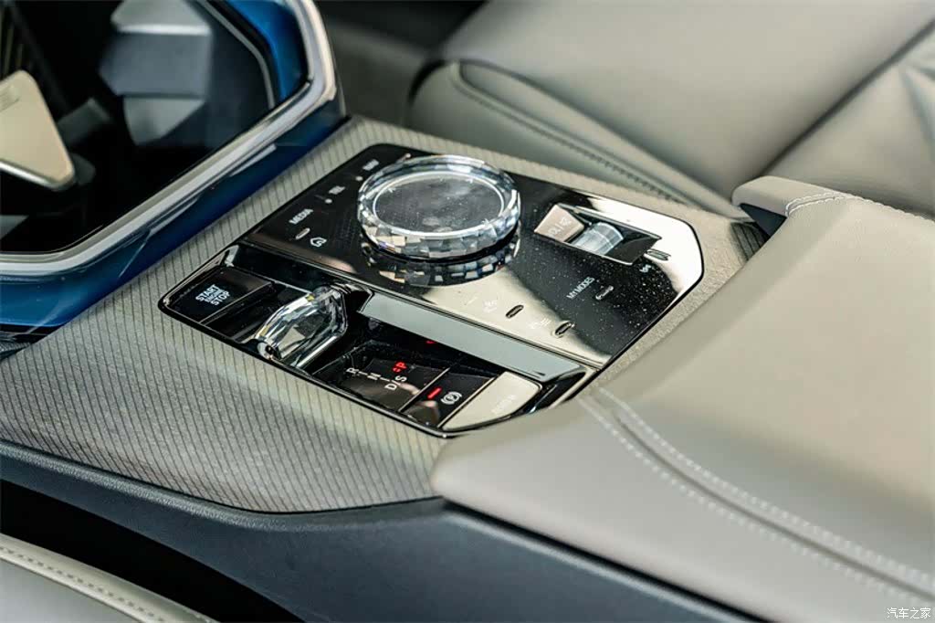 BMW X3, 2025 13