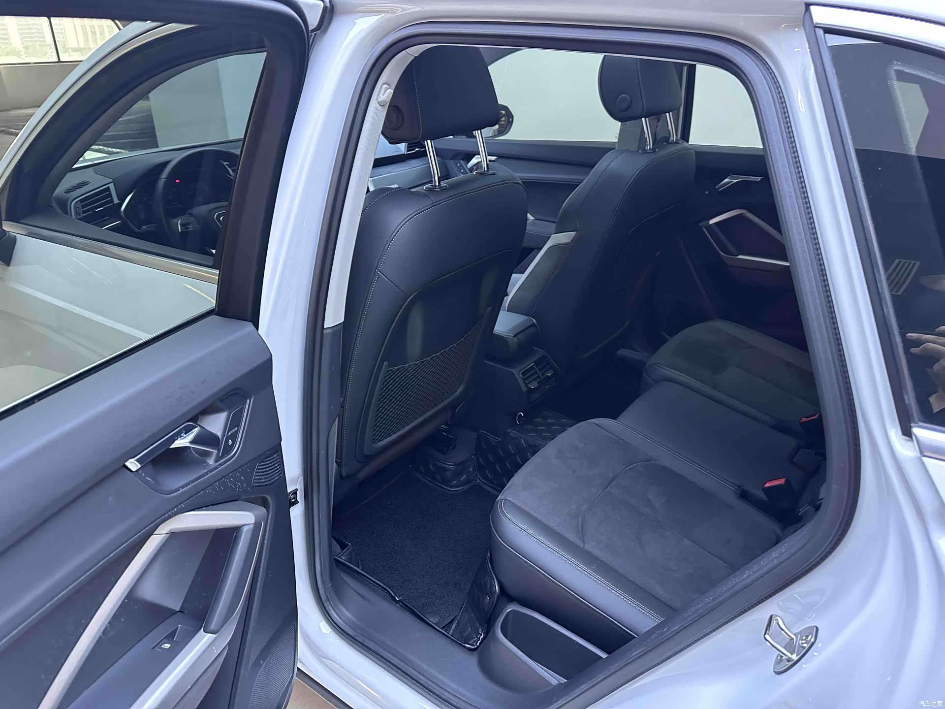 Audi Q3, 2022 9