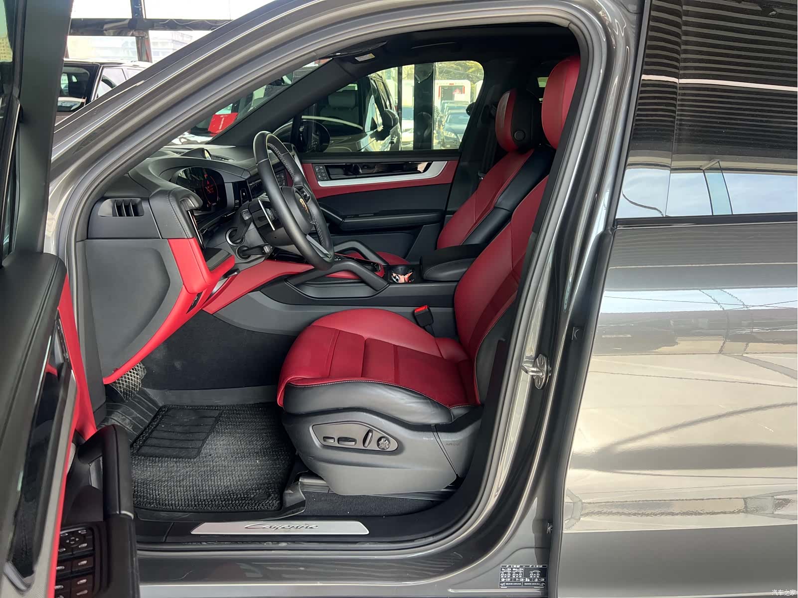 Porsche Cayenne, 2024 8