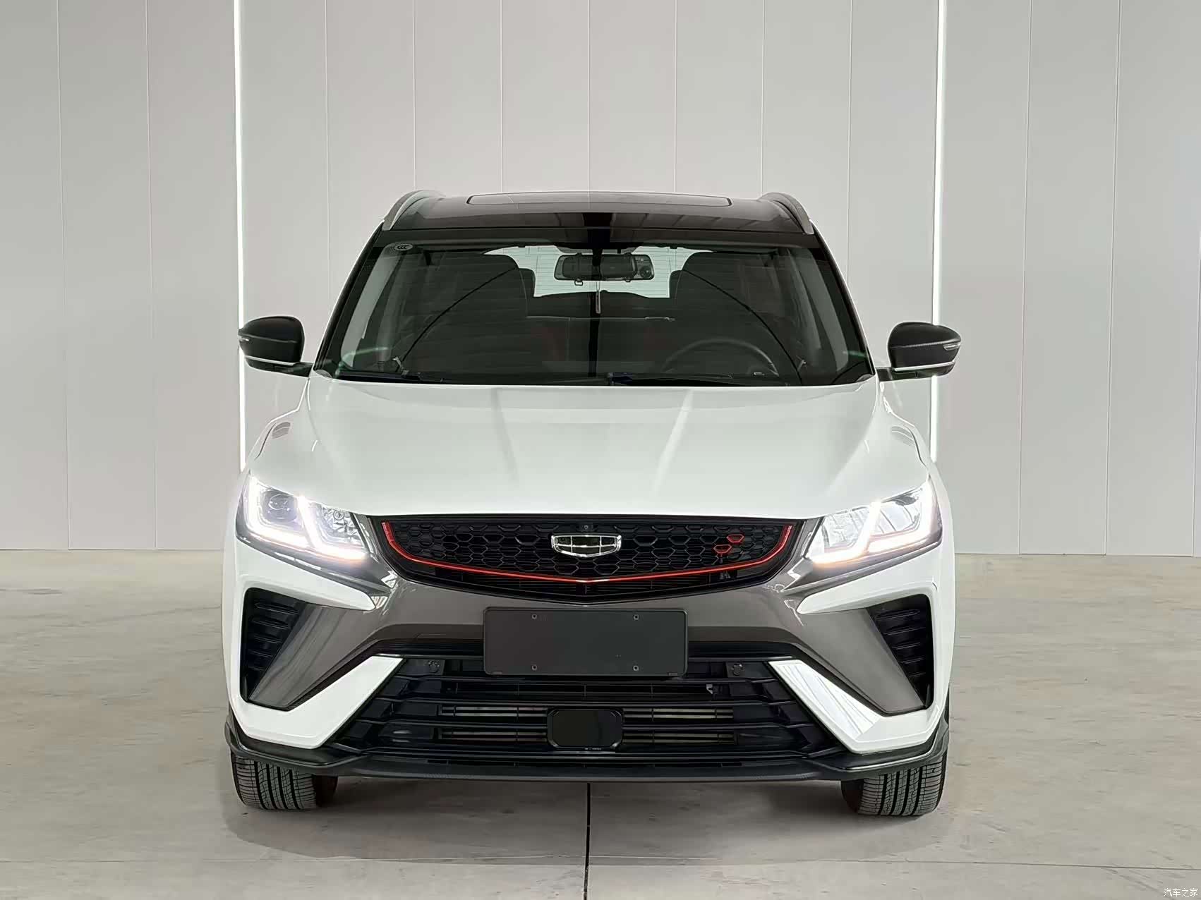 Geely Coolray, 2022 2