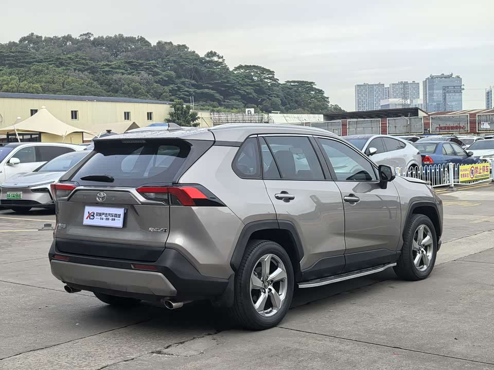 Toyota RAV4 Rongfang