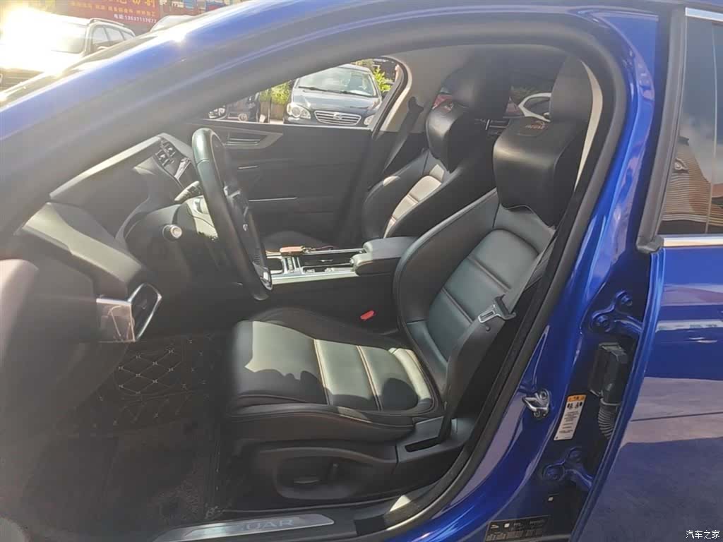 Land Rover XEL, 2019 15