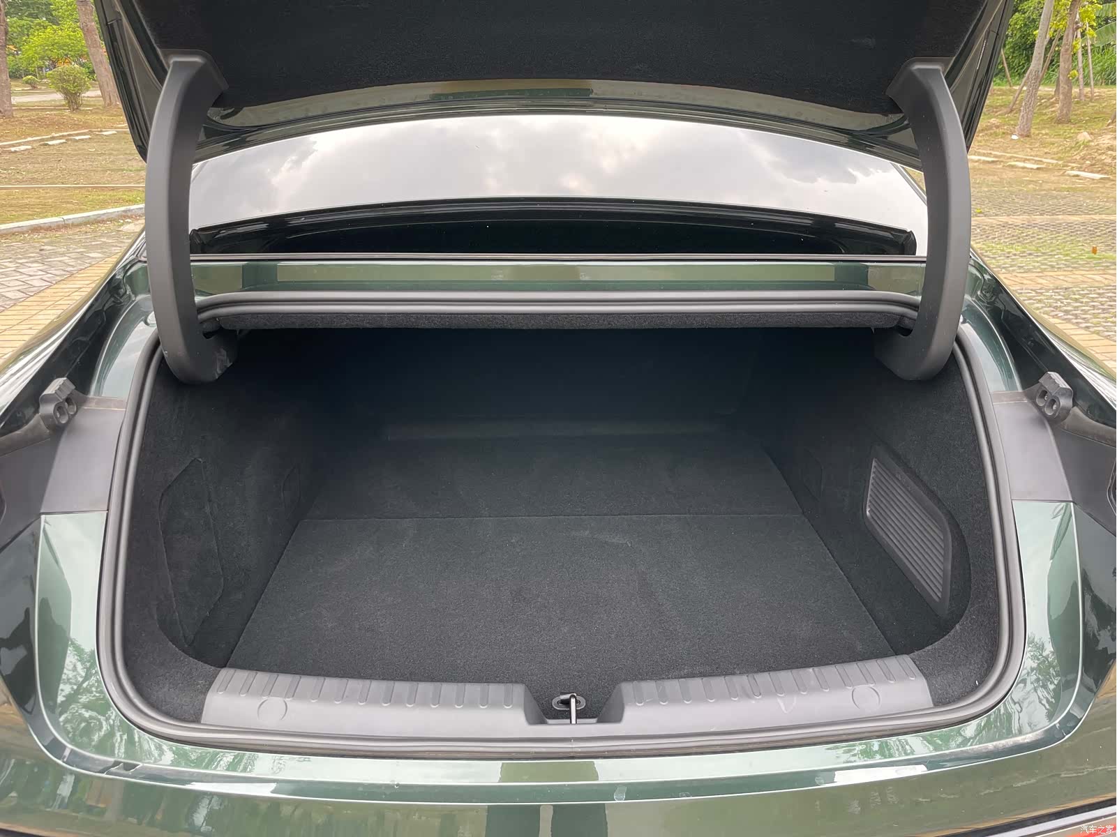 Geely 8, 2025 19