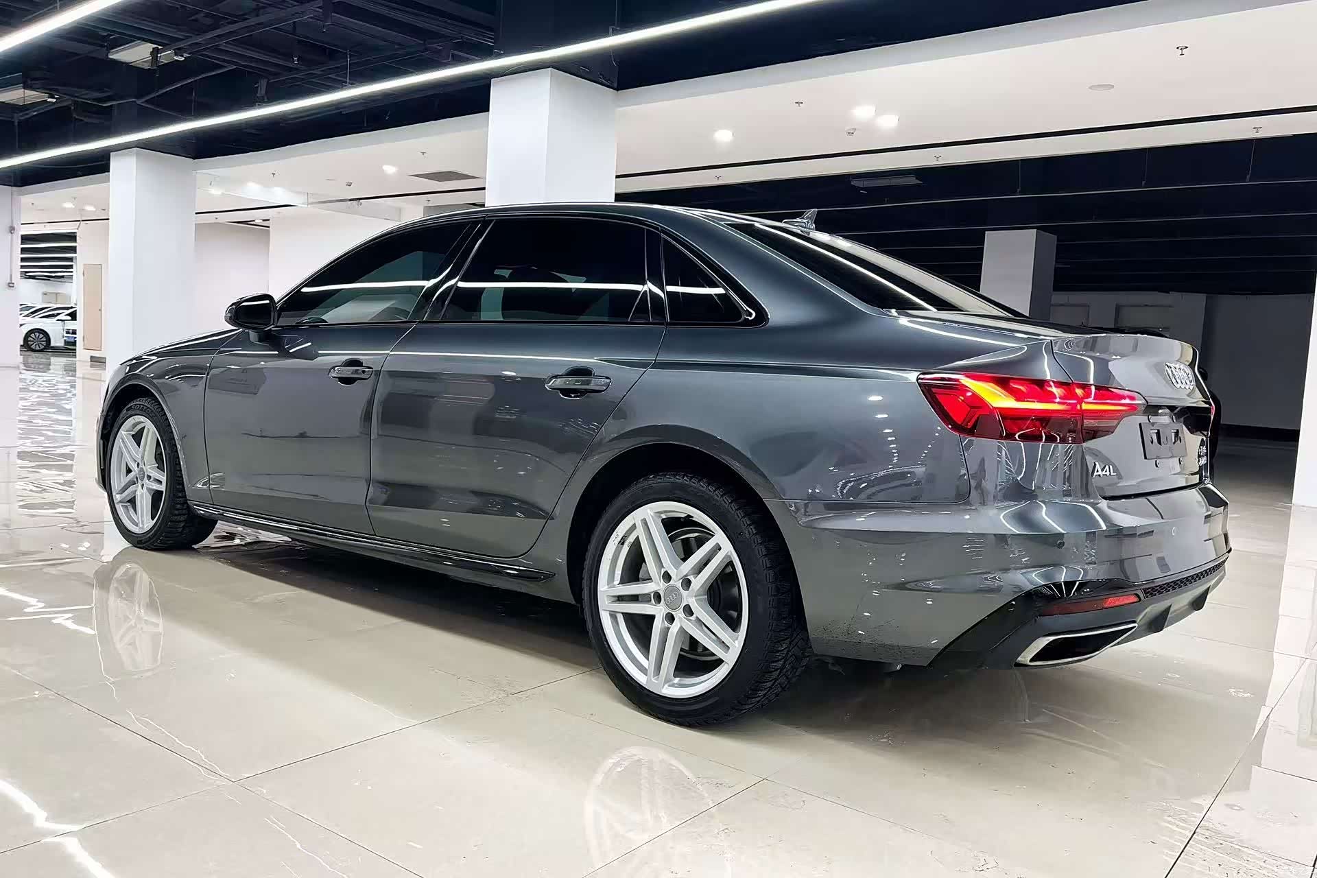 Audi A4L, 2023 7