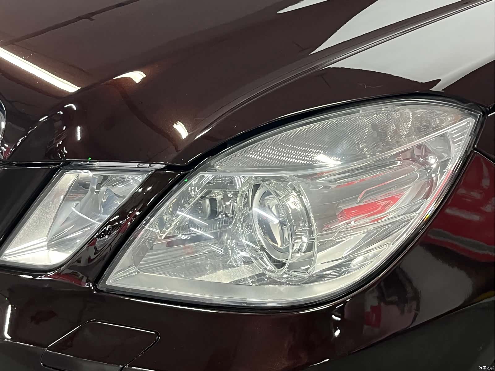 Mercedes-Benz E-Class, 2011 24