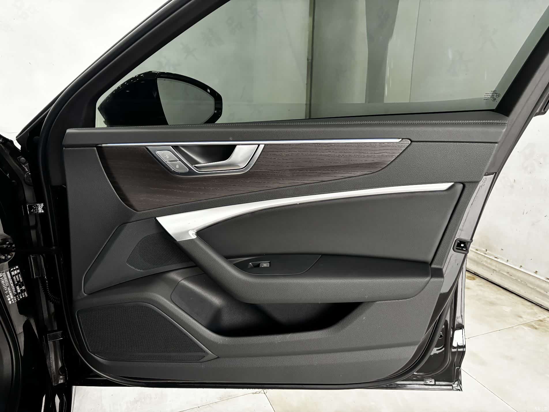 Audi A6L, 2025 24