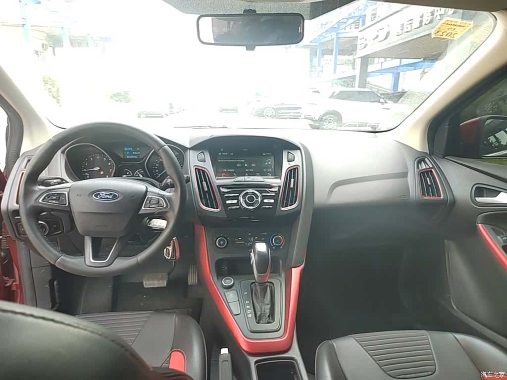 Ford Focus, 2021 6