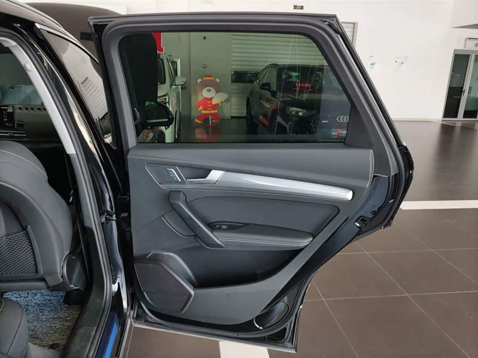 Audi Q5L Audi Q5L