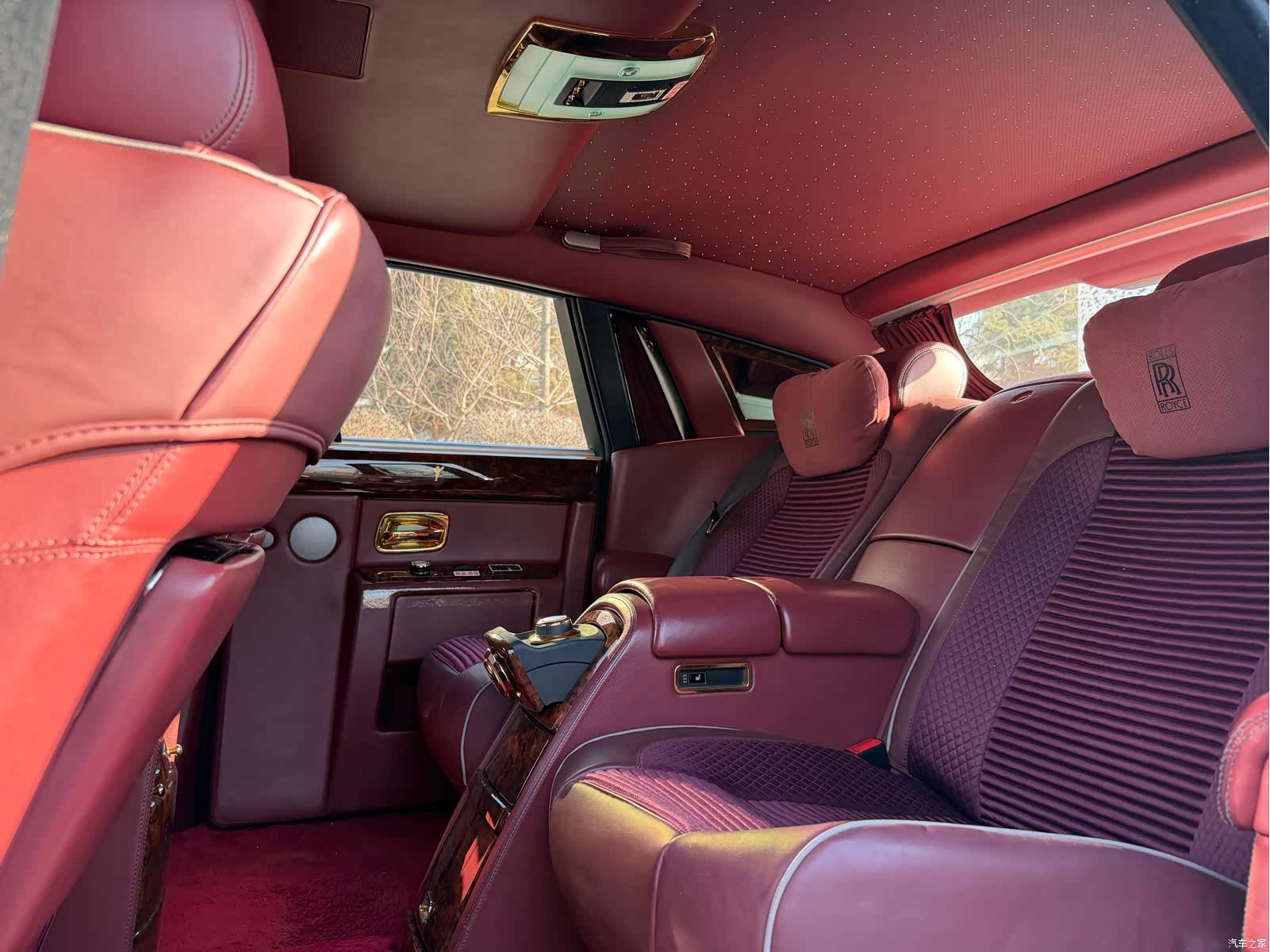 Rolls-Royce Phantom, 2011 12