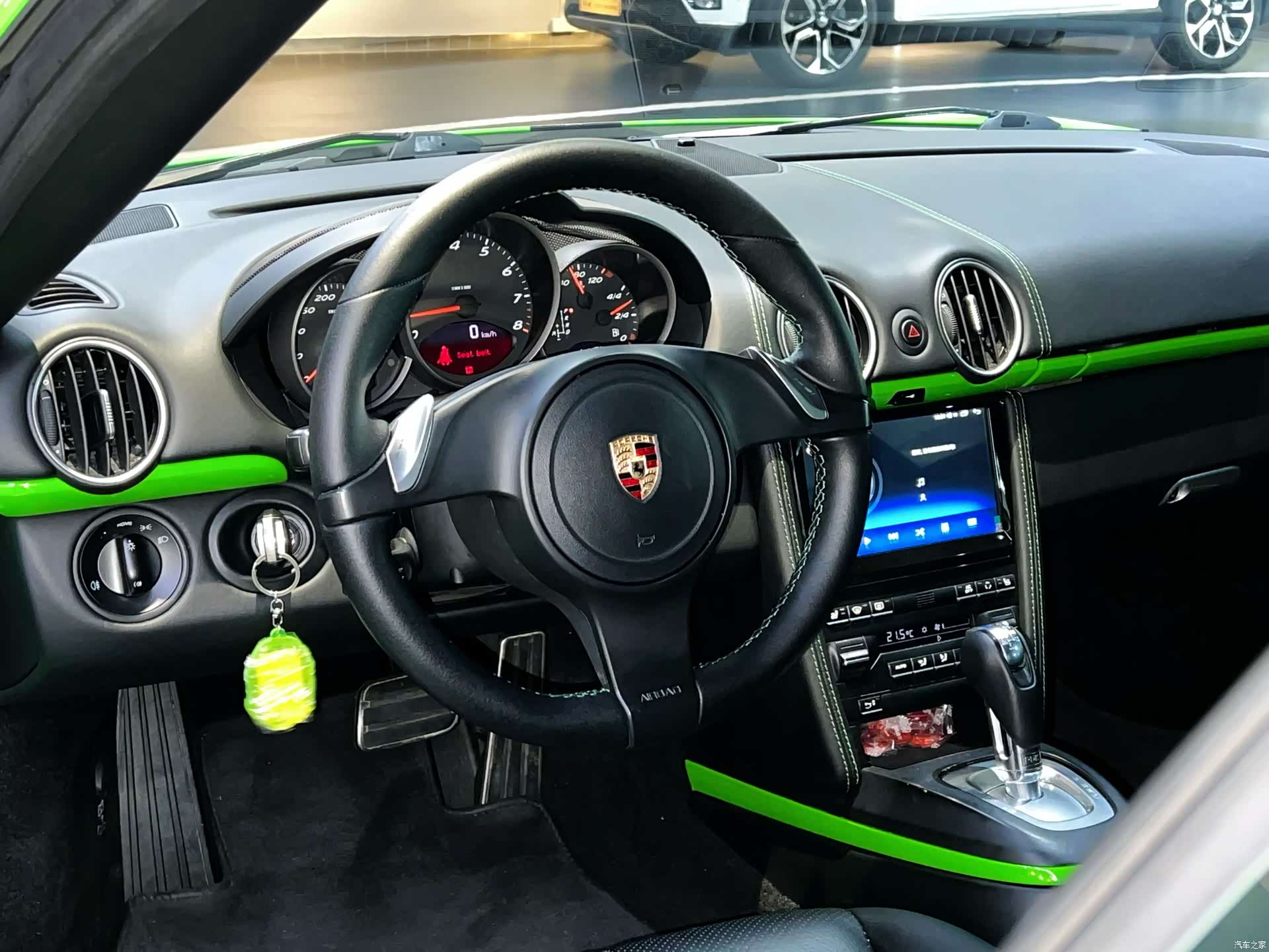 Porsche Cayman, 2010 10