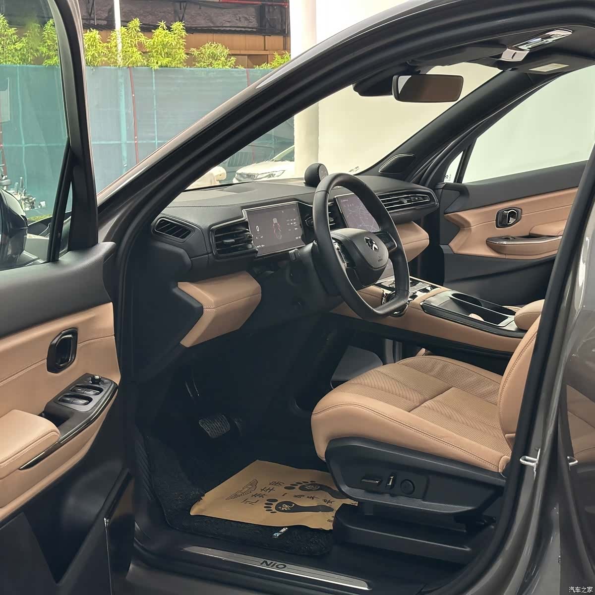 NIO ES8, 2021 8