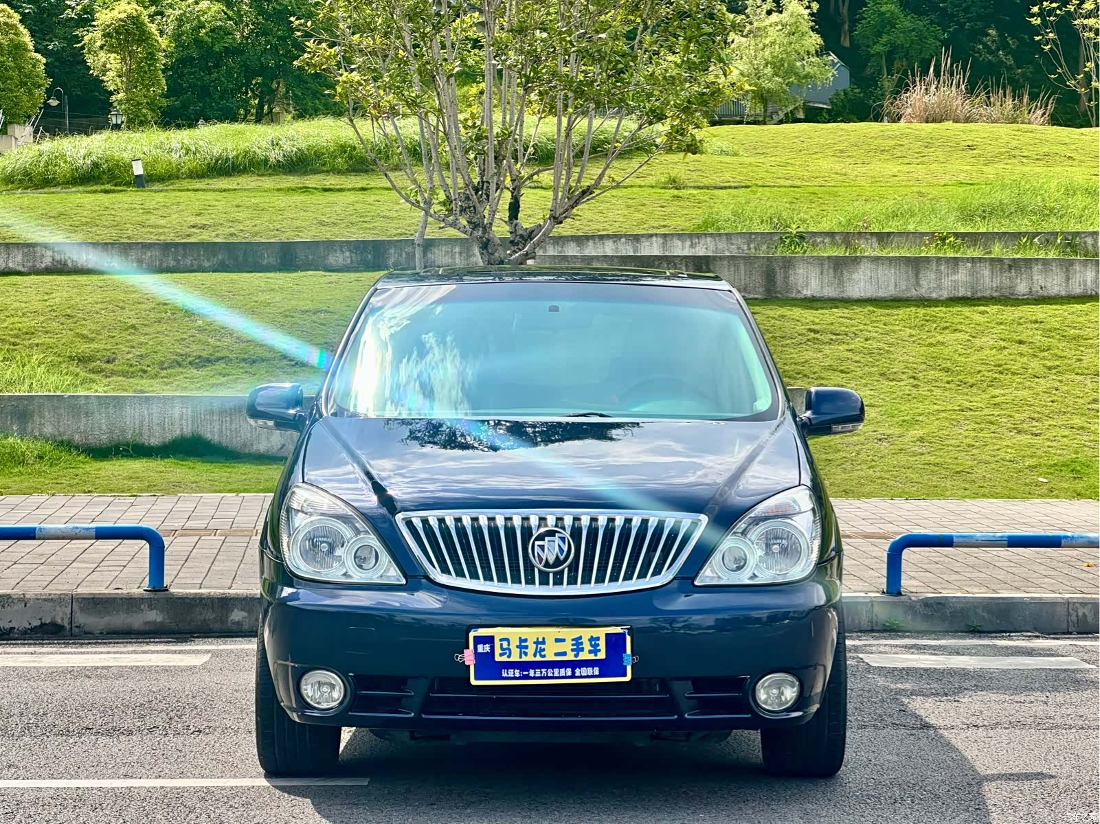 Buick GL8, 2011 2