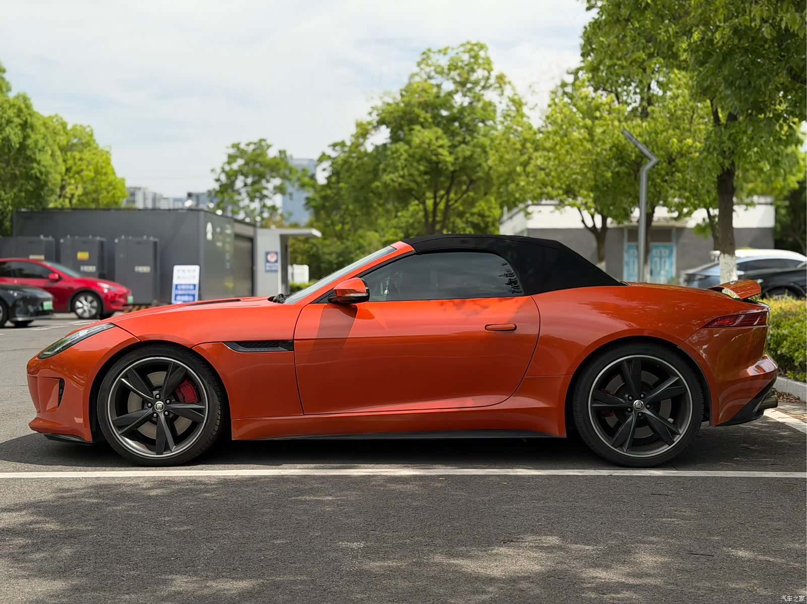 Jaguar F-TYPE, 2013 9