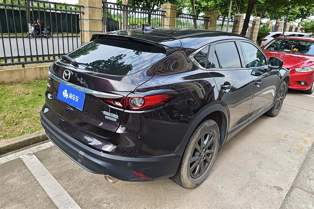 Mazda CX-4, 2021 3