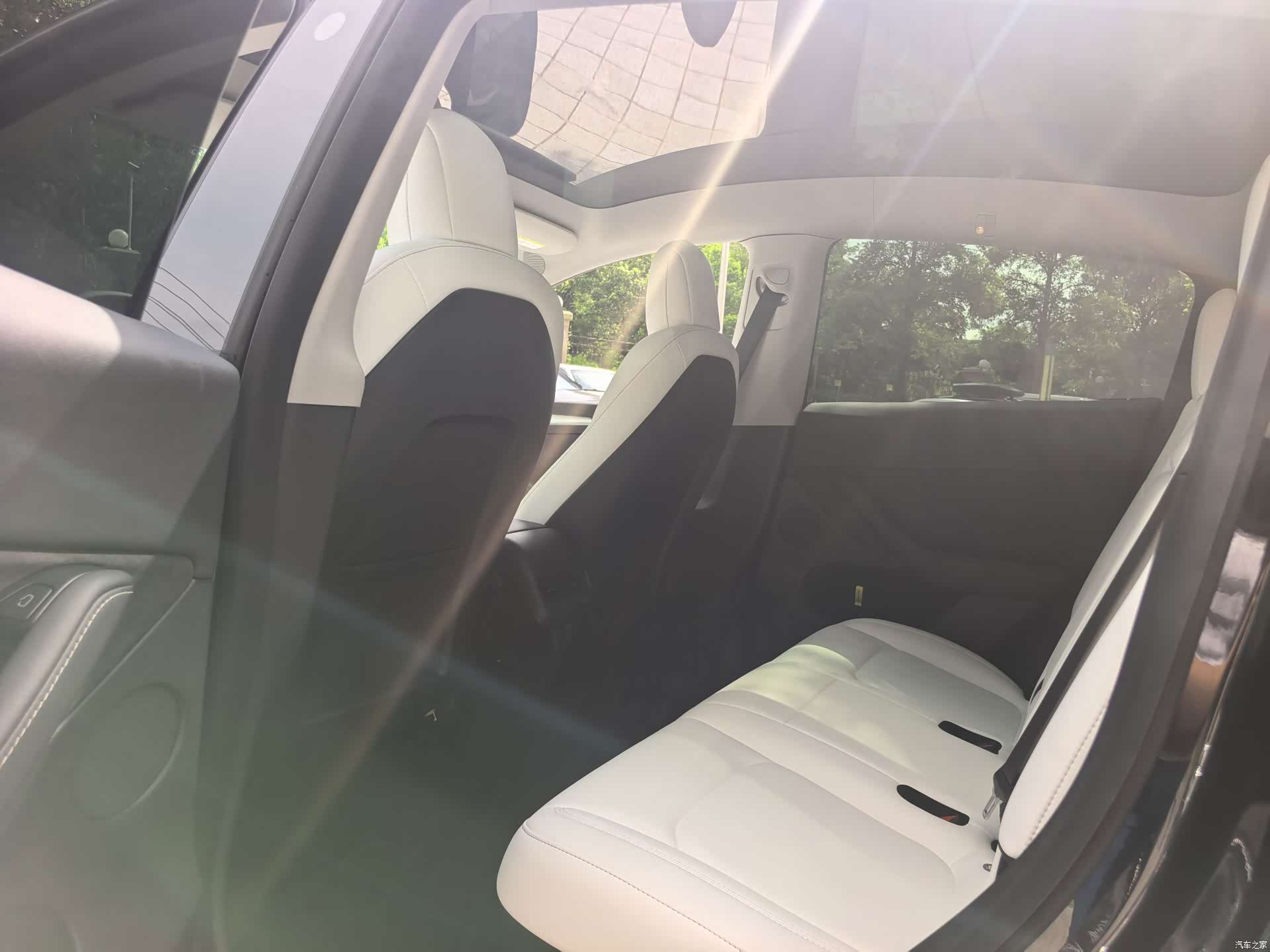 Tesla Model Y, 2021 8