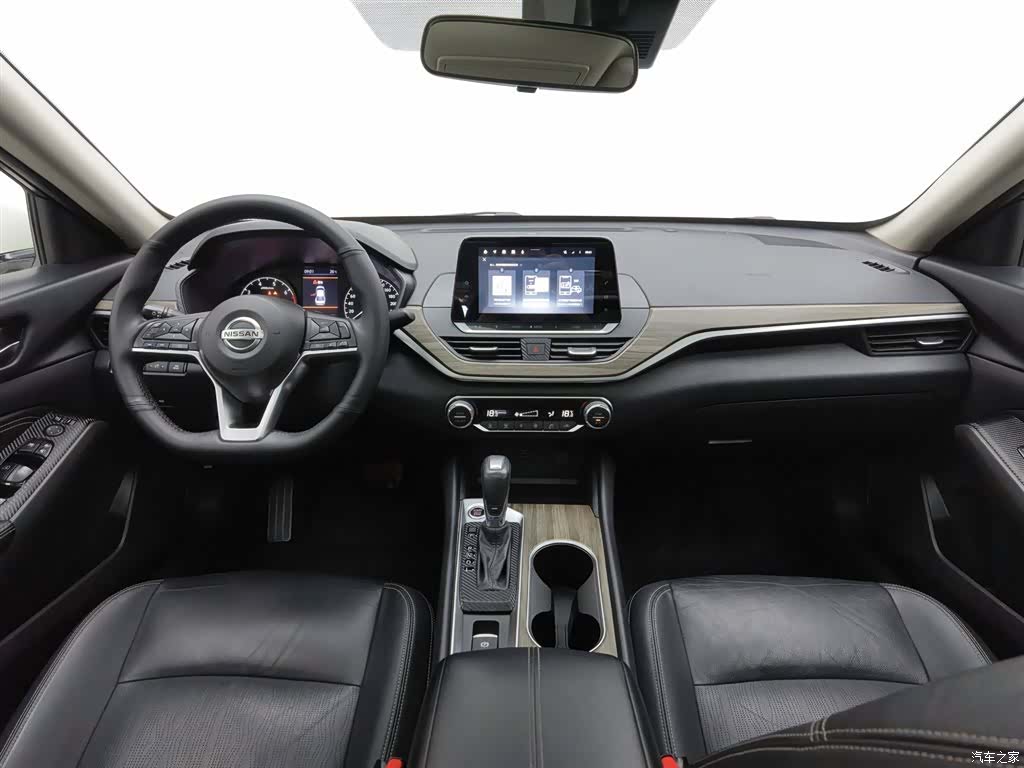 Nissan Teana, 2021 все фото