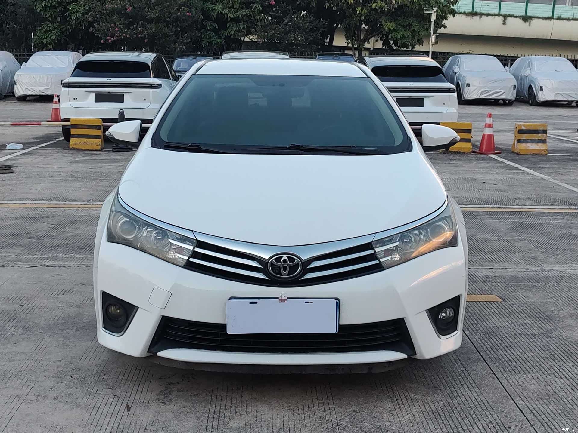 Toyota Corolla, 2015 3