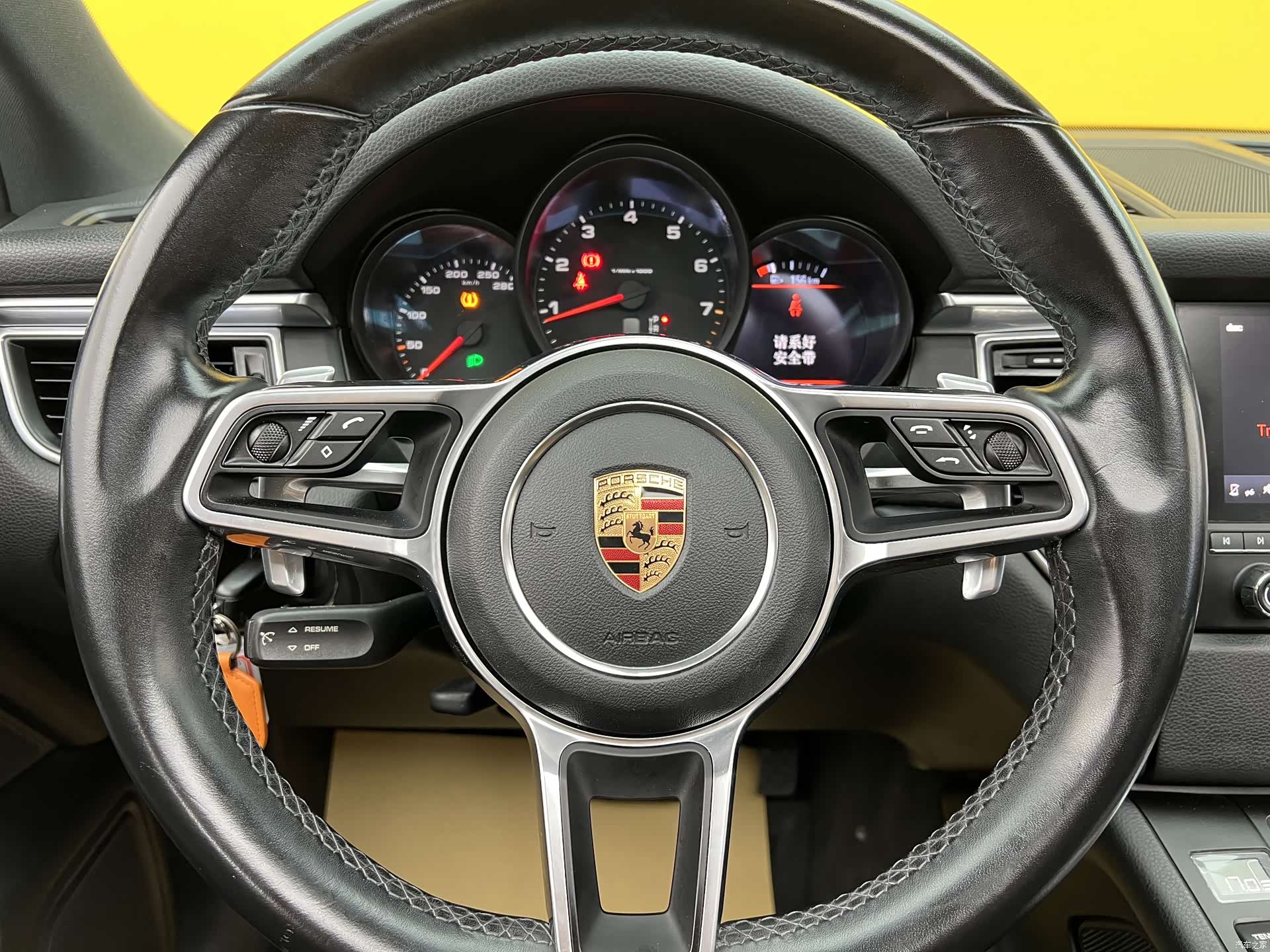 Porsche Macan, 2016 10