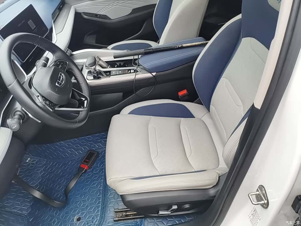 Geely Preface, 2022 15