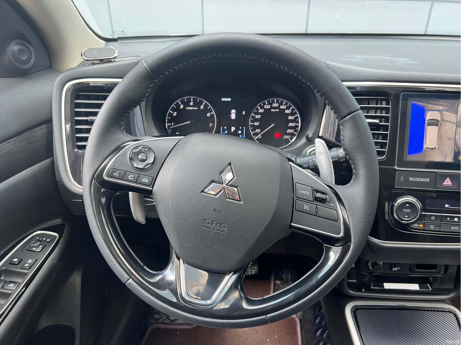 Mitsubishi Outlander, 2020 16