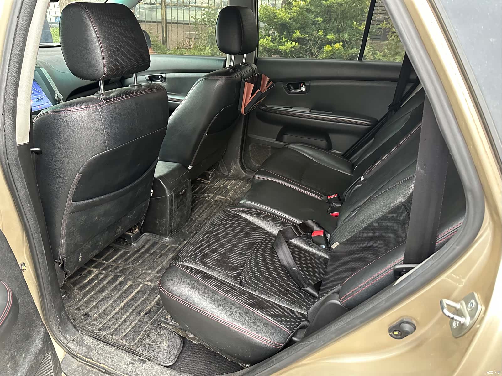 BYD S6, 2015 9