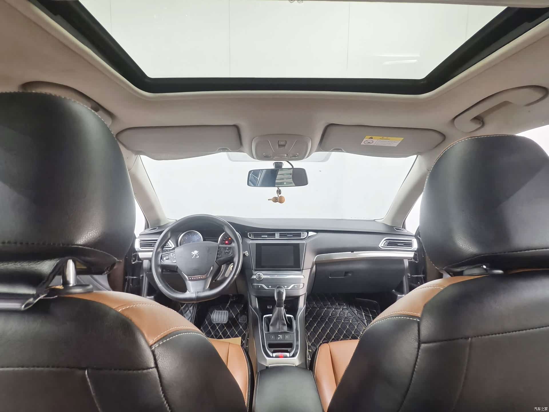 Peugeot 408, 2015 10