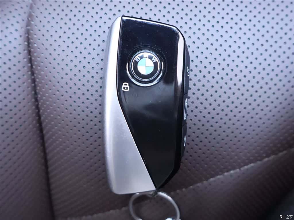 BMW 7 Series, 2025 26